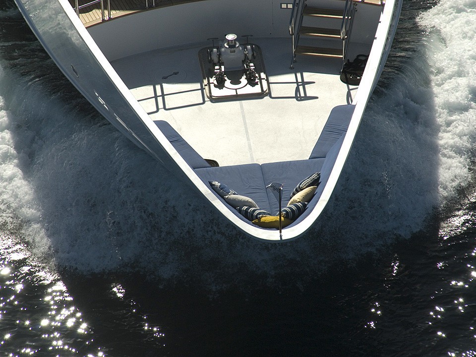 Yacht LEIGHT STAR, SUN COAST MARINE CHARTERWORLD Luxury Superyacht